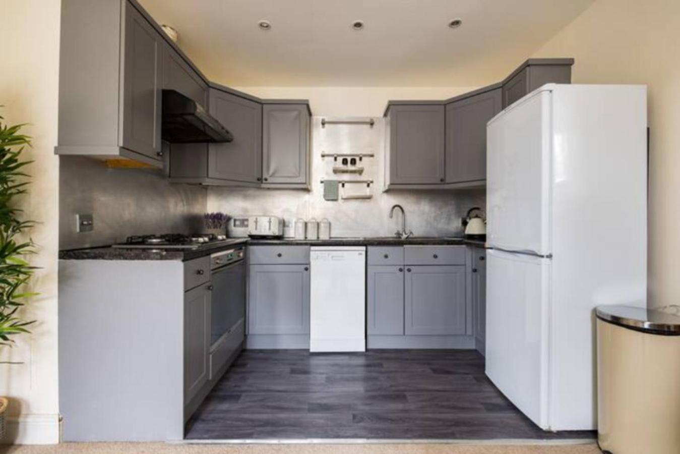 The West Kensington Collection Lejlighed London Eksteriør billede